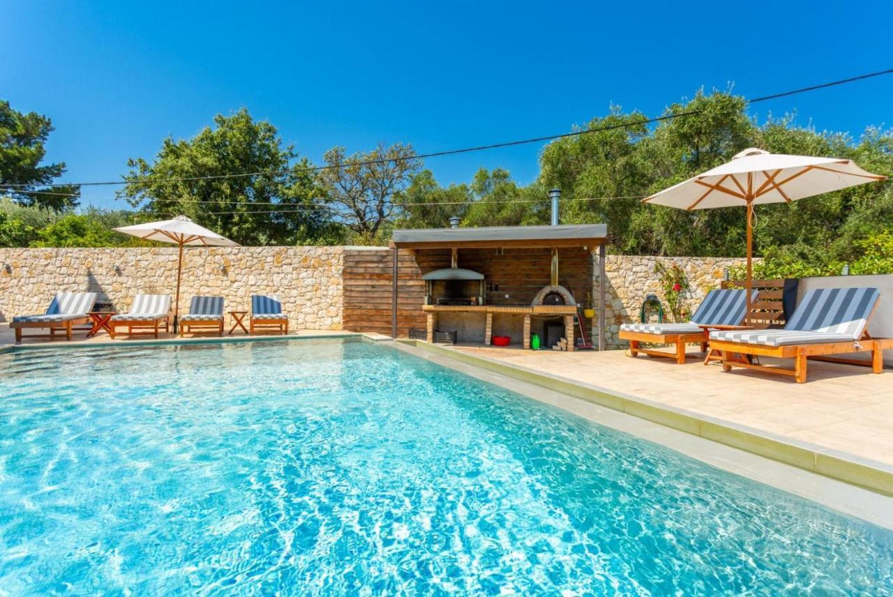 Villa Eleanna Agnitsini Bagian luar foto